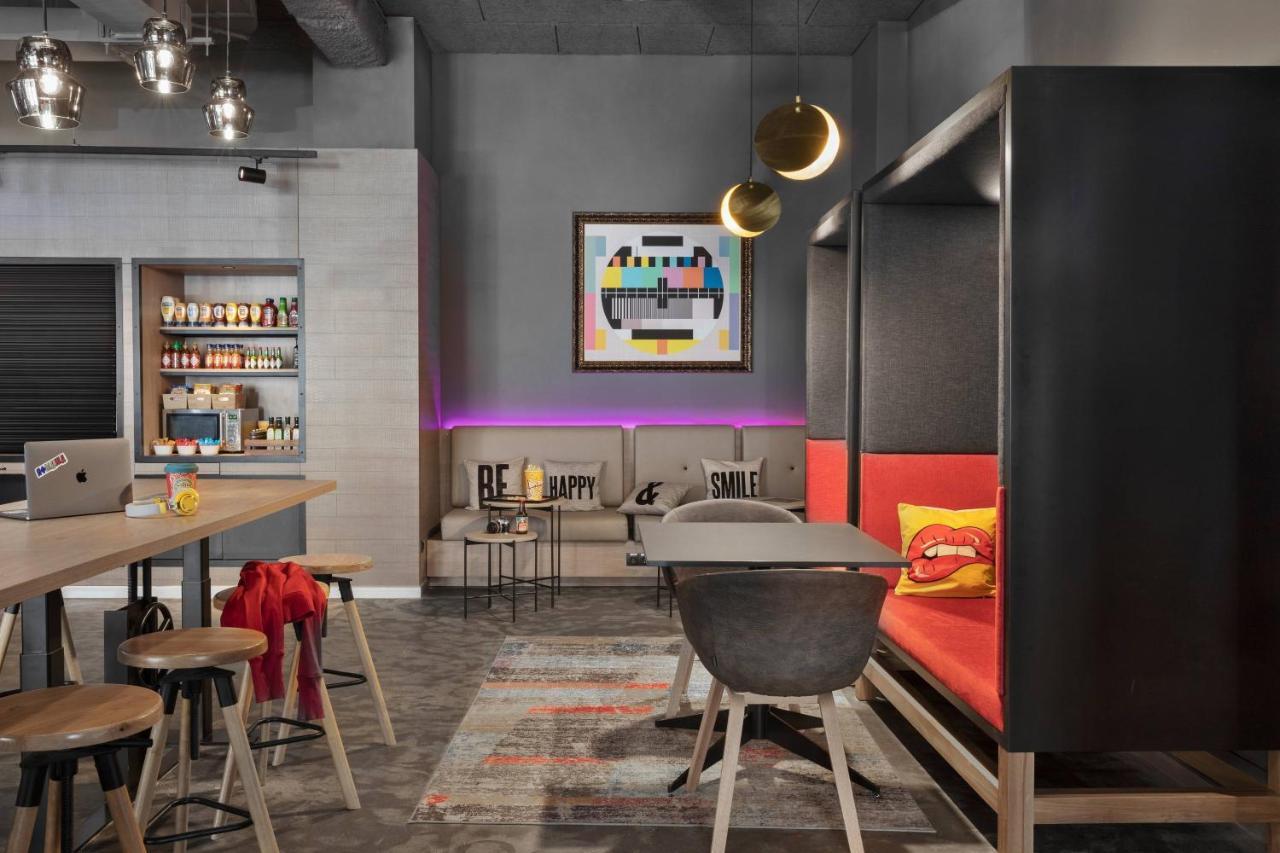 Moxy Bucharest Old Town Hotell Exteriör bild